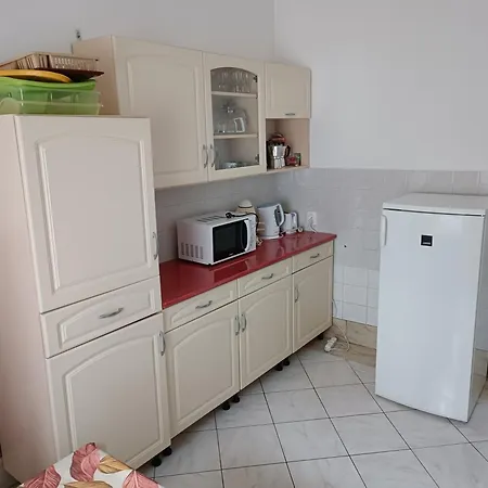 Hethazpuszta Erdeszlak בית הארחה 3*