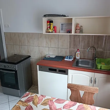 Hétházpuszta Erdészlak Casa de hóspedes Isztimer
