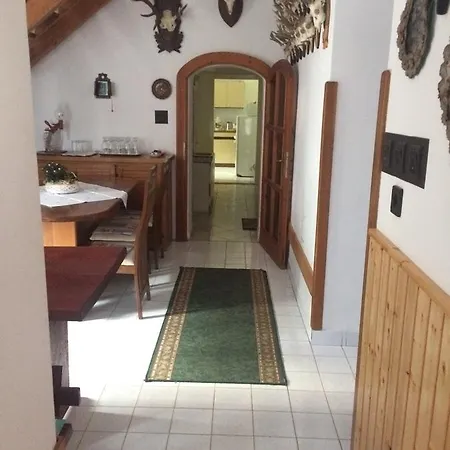 Hethazpuszta Erdeszlak Guest house *